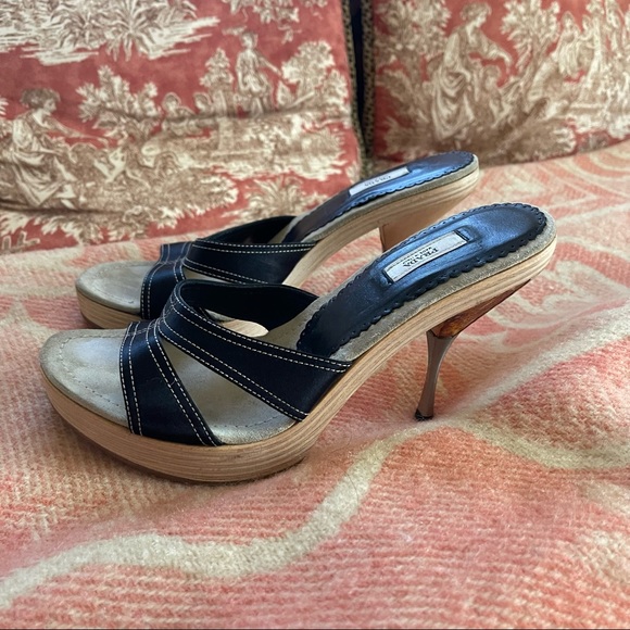 Prada nylon heeled sandal - Picture 5 of 7